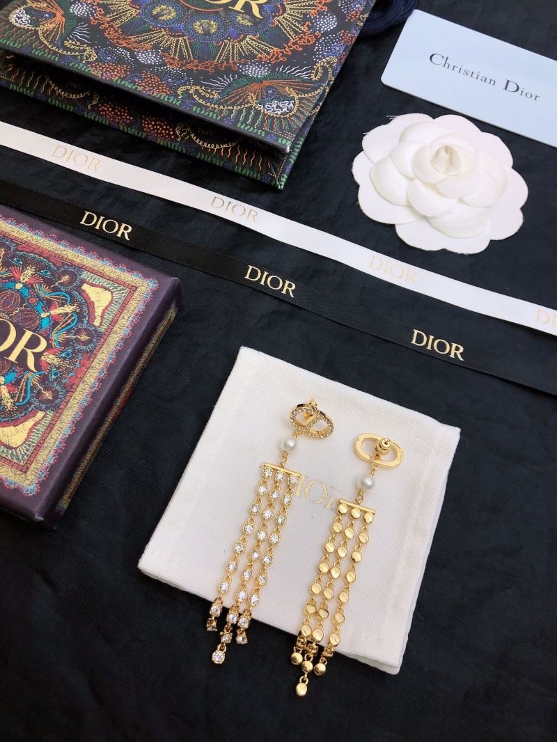 chr1st1an D10r earrings